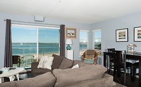 Waters Edge 214